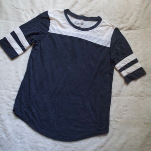 Lucky Brand T-Shirt